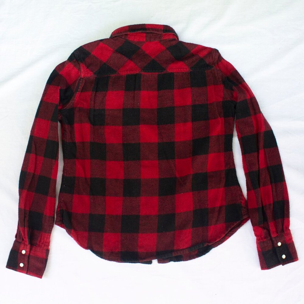 Mossimo Supply Co. Cropped Flannel - Red and Black Buffalo Plaid - Picture 5 of 5